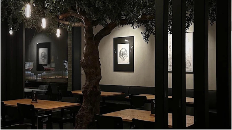 AICHAS Restaurant & Café