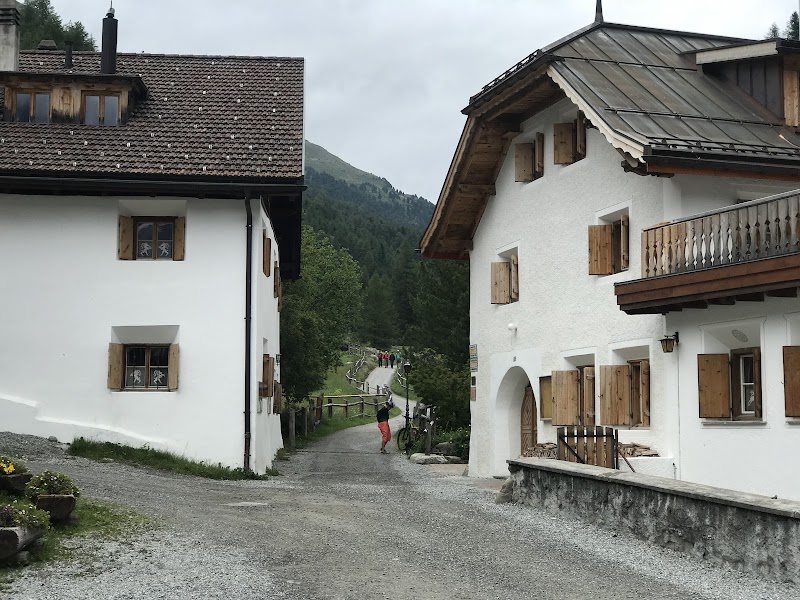 Alpengasthof Crusch Alba ed Alvetern