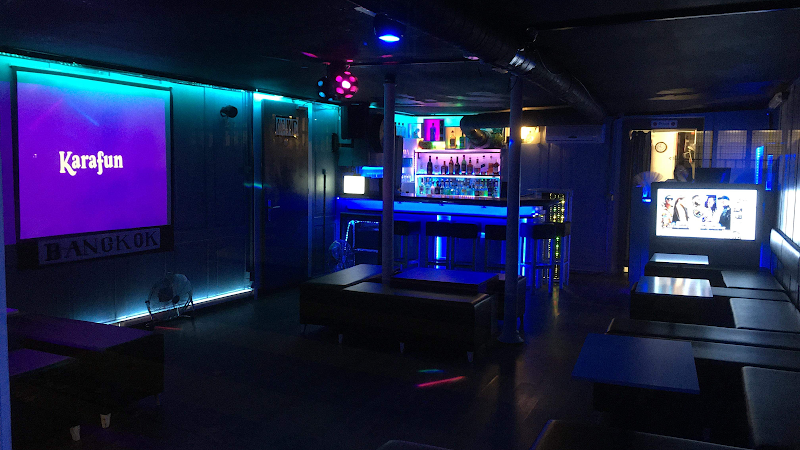 Bangkok, Thai karaoke Bar - Winterthur