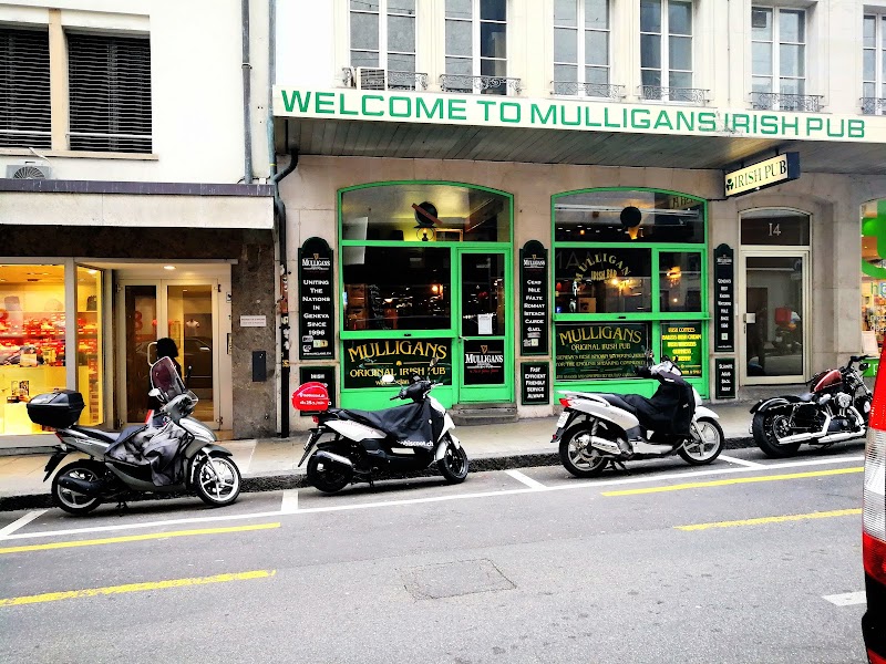 Bar Mulligans Irish Pub