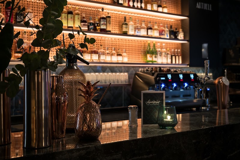 Café | Bar Schweizerhof