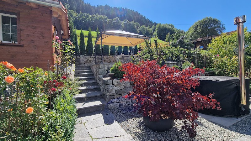 Chesa Prema/Prema's Weinclub GmbH Cavardiras/Restaurant