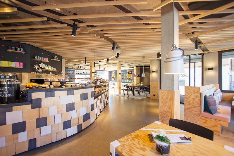 Délice Café & Chocolatier