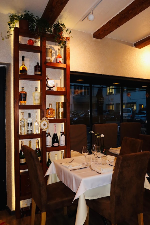 Dua ristorante e vinoteca