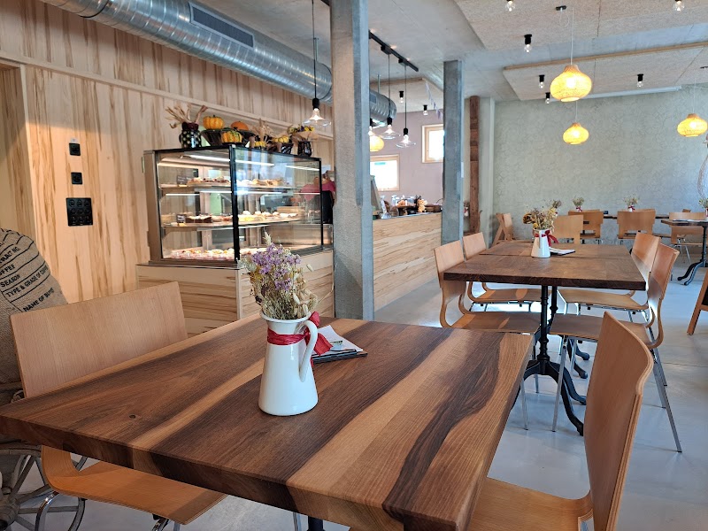 Hof Kafi – Café Restaurant in Hombrechtikon