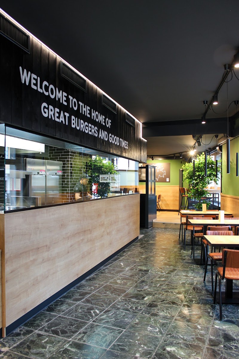 Holy Cow! Gourmet Burger Co. DELÉMONT – Burger Restaurant in Delémont