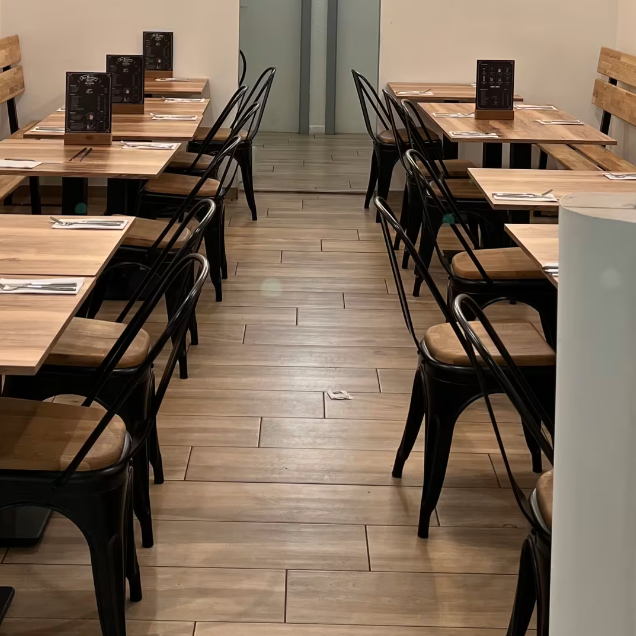 Qui Résiste ? & Planet Bowl | Burger & Poké Bowl | Lausanne