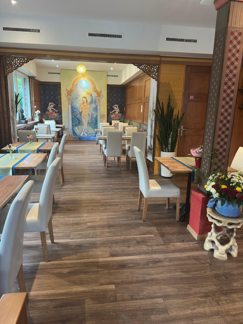 Royal Thai Kitchen (Tom Yam)