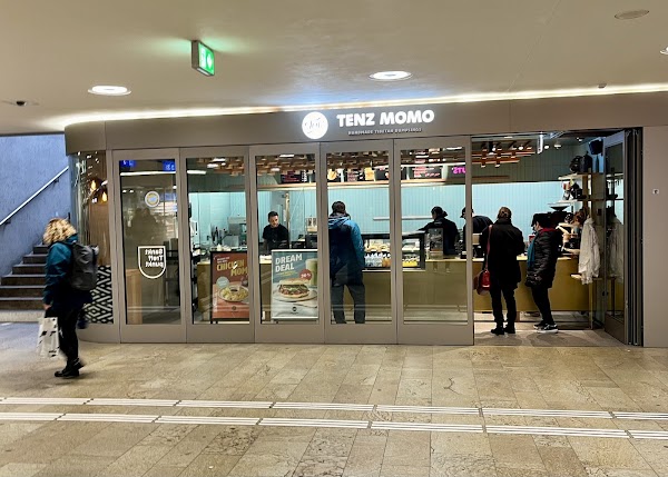 Tenz Momo St. Gallen Bahnhof