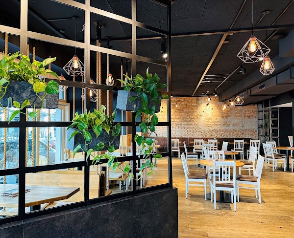 Two Hands Restaurant